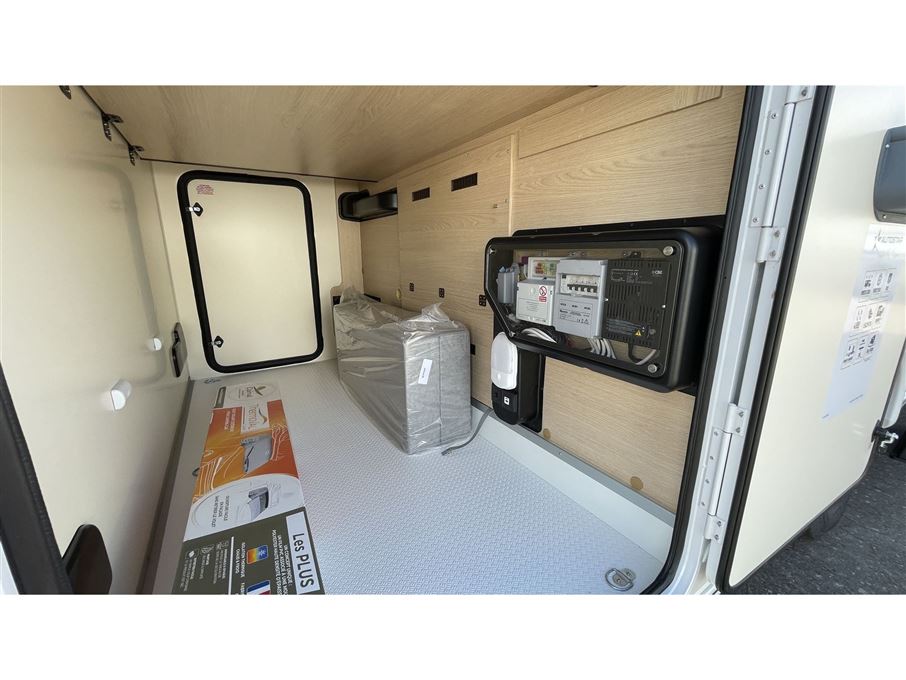 Autostar Privilige P740  LC